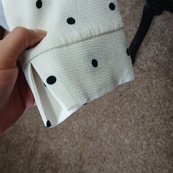 Fever women's slit collar polka dot quarter sleeve blouse size large - Picture 6 of 13